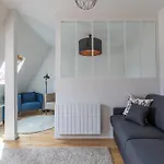 Assas-Vavin Appartements